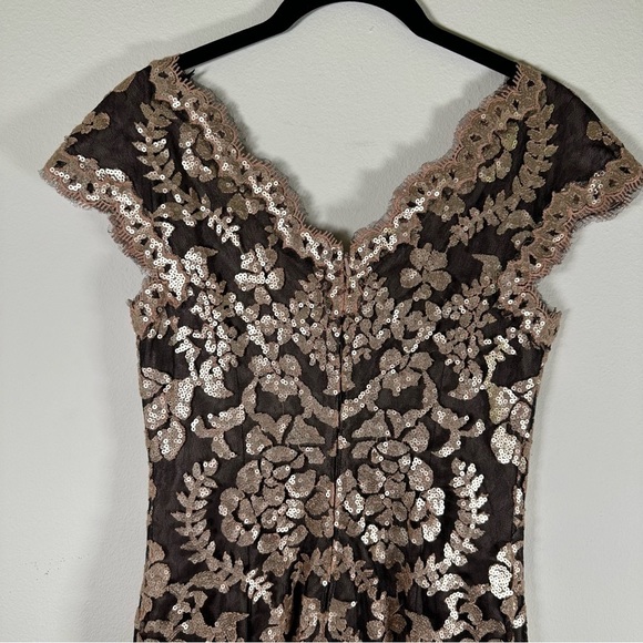 Tadashi Shoji Paillette Embroidered Antique Pink Lace and Sequin Dress Size 4 - Picture 9 of 17